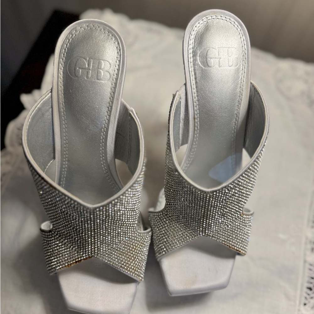 Beautiful GB platform high heels. For Special occasion or for dressing up.